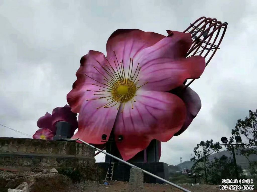 戒指花朵雕塑廠家,烤漆工藝,不銹鋼廣場戒指雕塑廠
