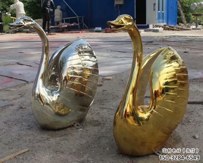 不銹鋼創(chuàng)意天鵝雕塑 步行街店門口雕塑 家禽小品 不銹鋼創(chuàng)意天鵝雕塑 步行街店門口雕塑 家禽小品