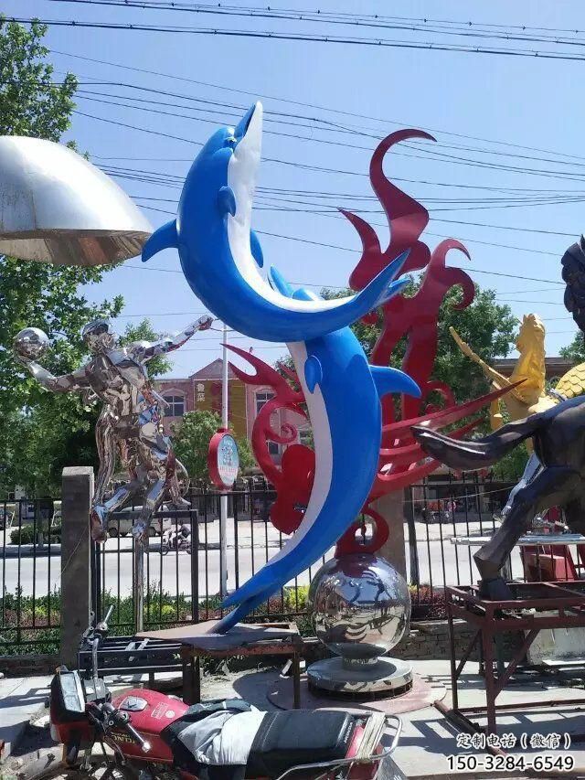 創(chuàng)意不銹鋼海豚雕塑廠家 步行街店門(mén)口雕塑 影視劇小品 創(chuàng)意不銹鋼海豚雕塑廠家 步行街店門(mén)口雕塑 影視劇小品