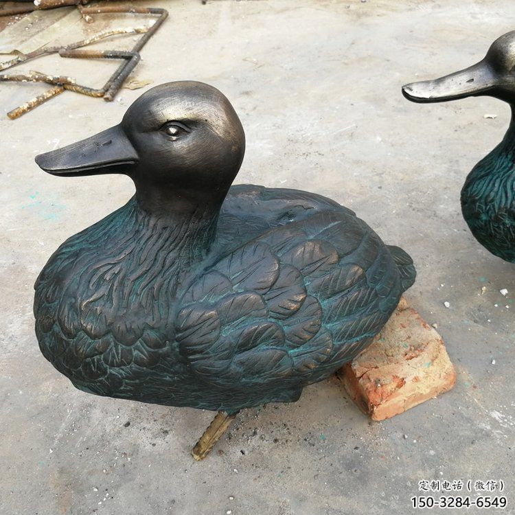銅鴨子雕塑廠家，仿古工藝，公園廣場動(dòng)物擺件 (3)