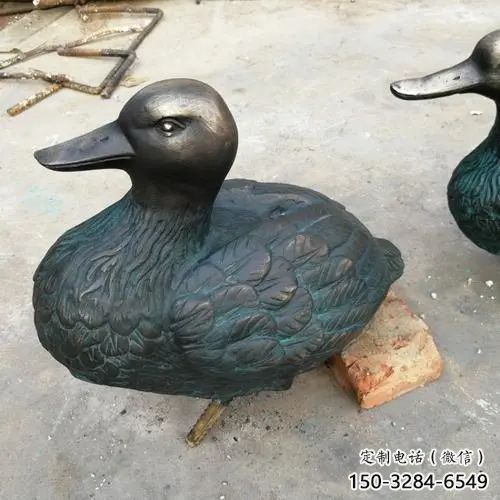鴨子雕塑廠家,仿真動物, 公園廣場街頭擺件 (7) 鴨子雕塑廠家,仿真動物, 公園廣場街頭擺件 (7)