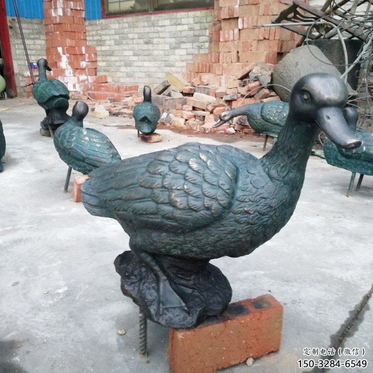 鴨子雕塑廠家，仿真動物， 公園廣場街頭擺件 (12)