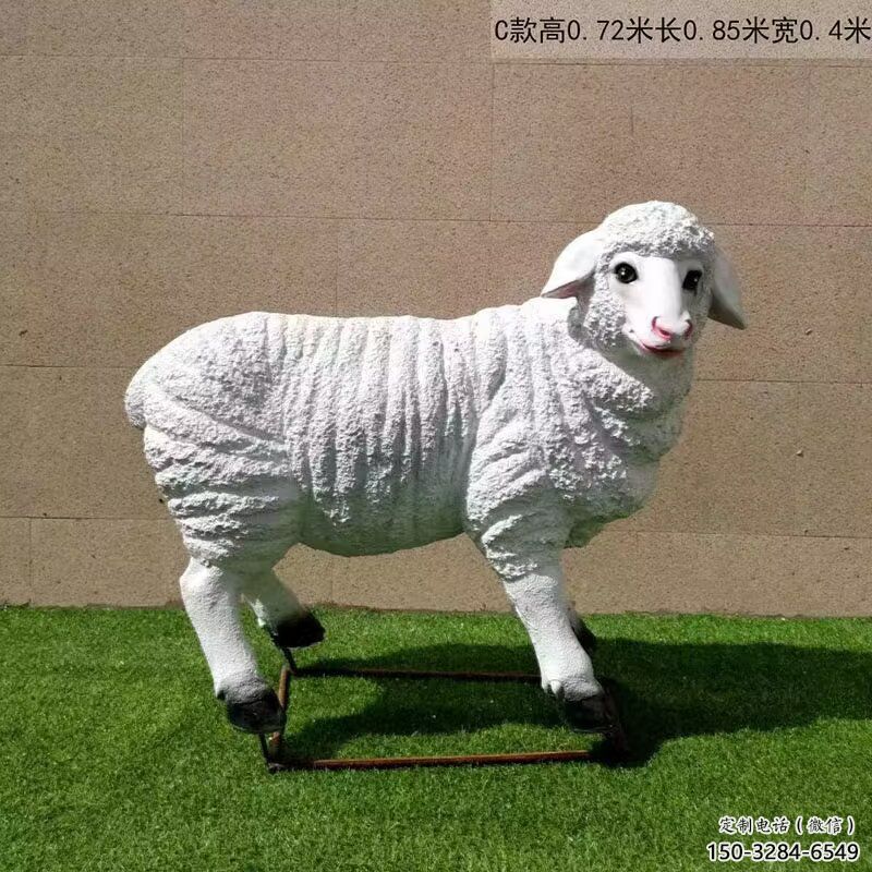 彩繪玻璃鋼綿羊雕塑廠家,動(dòng)物景觀,廣場(chǎng)仿真小品 彩繪玻璃鋼綿羊雕塑廠家,動(dòng)物景觀,廣場(chǎng)仿真小品