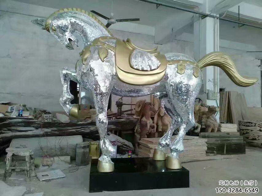 制作奔馬雕塑,鏡面工藝,仿真動(dòng)物小品 制作奔馬雕塑,鏡面工藝,仿真動(dòng)物小品