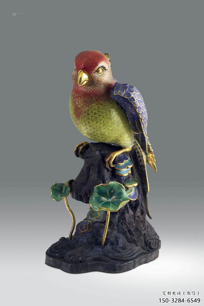 靜態鸚鵡雕塑廠家，美陳動物小品，仿真鸚鵡雕塑制作