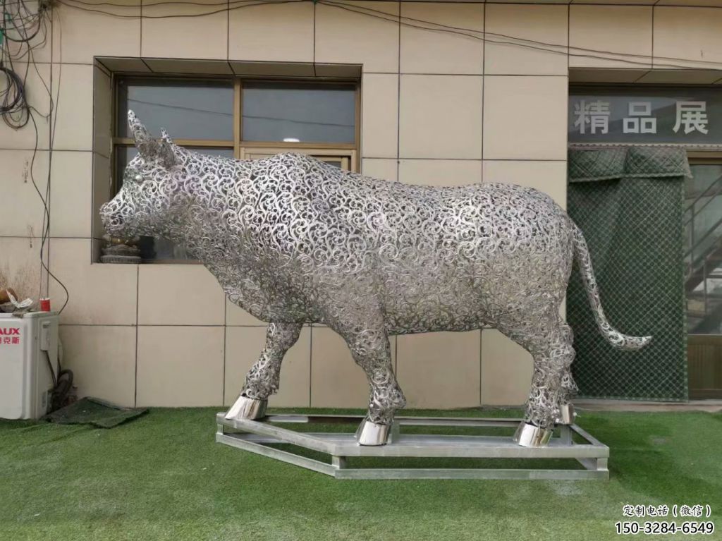 廣場小牛雕塑,動物擺件,仿古工藝 廣場小牛雕塑,動物擺件,仿古工藝