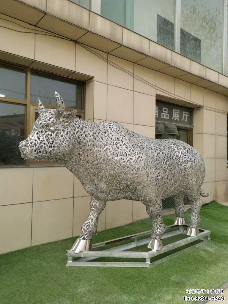 酒店小牛雕塑,家禽主題,鏤空工藝 酒店小牛雕塑,家禽主題,鏤空工藝