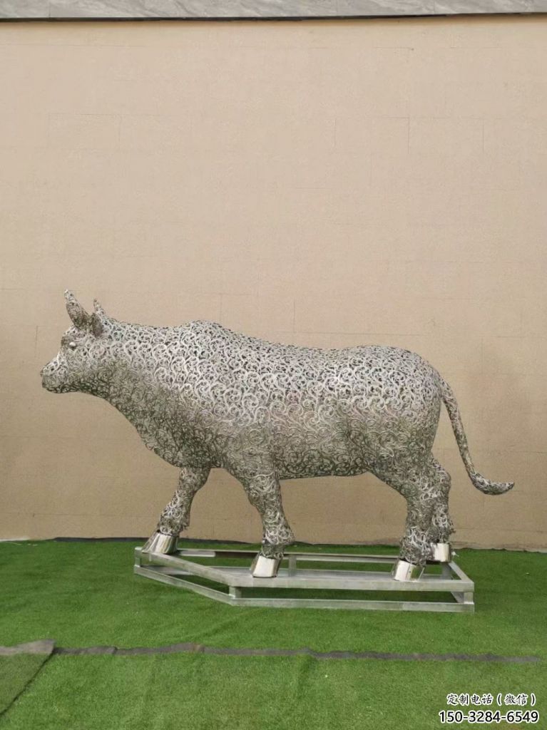 售樓部小牛雕塑,家禽小品,鏤空工藝 售樓部小牛雕塑,家禽小品,鏤空工藝