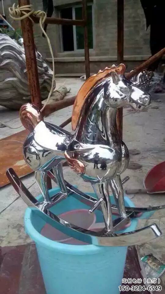 街道戰(zhàn)馬雕塑,動物小品,鏡面工藝 街道戰(zhàn)馬雕塑,動物小品,鏡面工藝