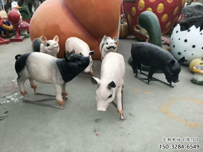 公園野豬雕塑，噴砂發光雕塑，鑄銅工藝