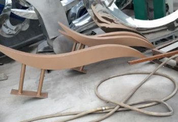 抽象魚形雕塑生產(chǎn)，幾何工藝，烤漆方式制作