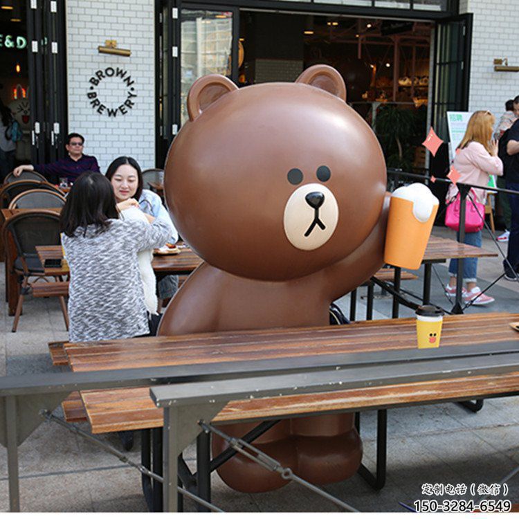 幼兒園布朗熊雕塑,鐵藝文化雕塑,鑄造制作 幼兒園布朗熊雕塑,鐵藝文化雕塑,鑄造制作