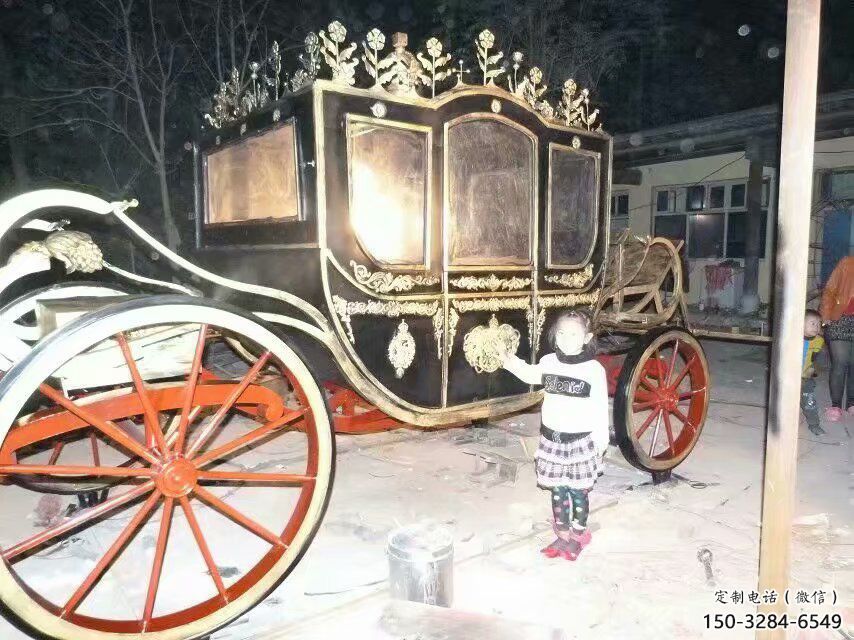 仿古馬車雕塑 庭院彩繪雕塑 田間小品 仿古馬車雕塑 庭院彩繪雕塑 田間小品