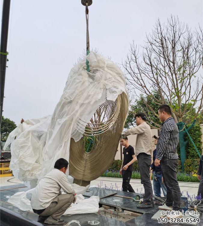 仿古雞蛋雕塑 騰飛草地小品 房地產雕塑