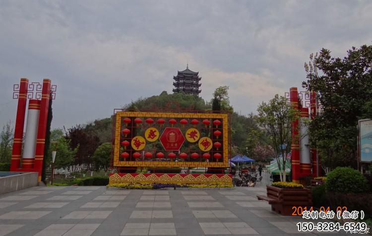 街道燈籠雕塑 現代雕塑 彩繪雕塑 街道燈籠雕塑 現代雕塑 彩繪雕塑