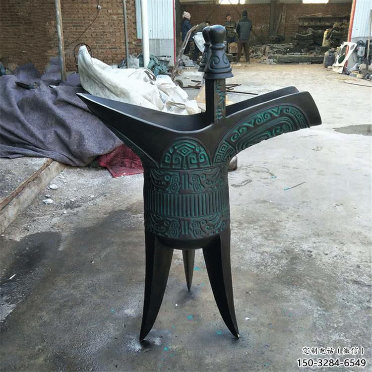 街頭酒杯雕塑 大型別墅區(qū)酒杯子雕塑 鋼管杯子雕塑 街頭酒杯雕塑 大型別墅區(qū)酒杯子雕塑 鋼管杯子雕塑