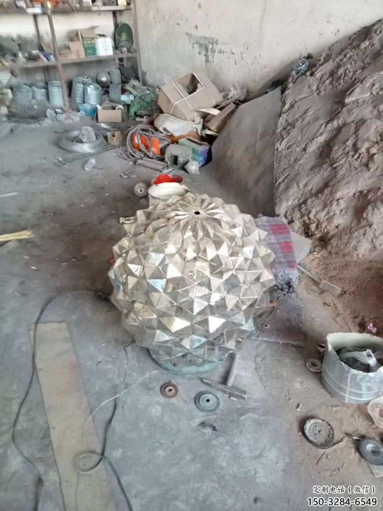 現代松塔雕塑 大型別墅區松果造型 彩繪雕塑 現代松塔雕塑 大型別墅區松果造型 彩繪雕塑