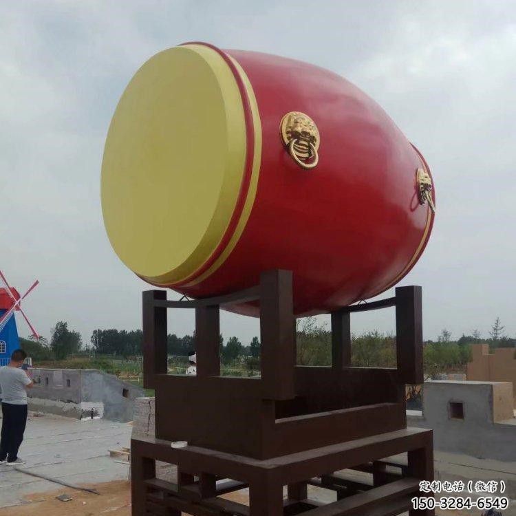 歐式戰(zhàn)鼓雕塑 抽象希望喜慶雕塑 景觀民族雕塑 歐式戰(zhàn)鼓雕塑 抽象希望喜慶雕塑 景觀民族雕塑