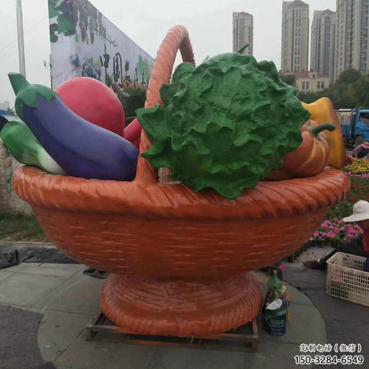 果籃擺件批發(fā),地標擺件,鐵藝果籃雕塑生產(chǎn)商 果籃擺件批發(fā),地標擺件,鐵藝果籃雕塑生產(chǎn)商