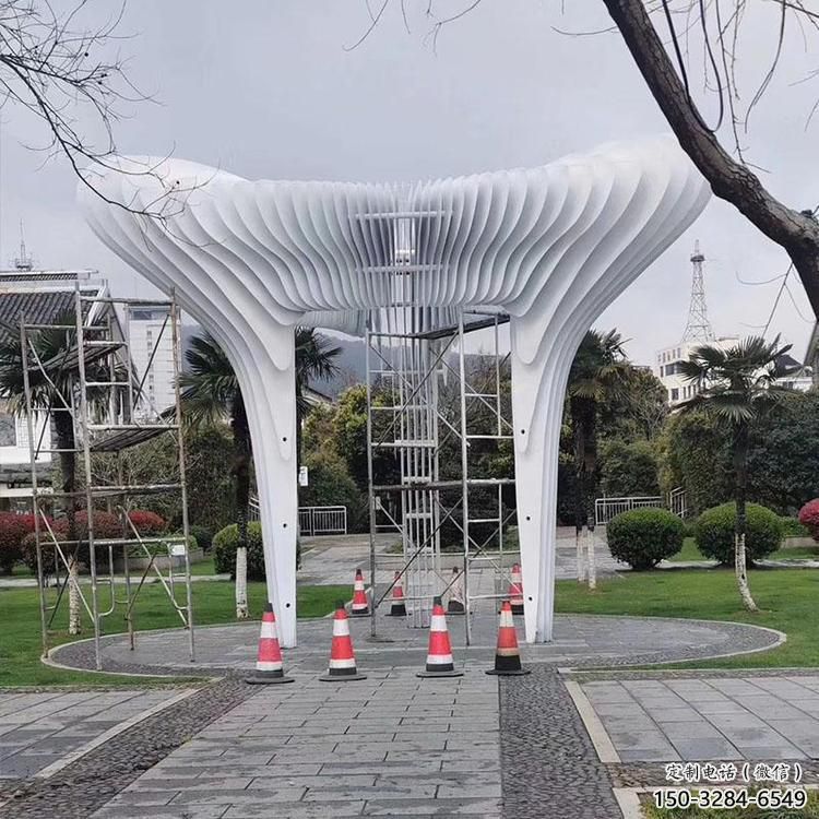 精神堡壘雕塑,折紙藝術形式,城市景觀建筑雕塑 精神堡壘雕塑,折紙藝術形式,城市景觀建筑雕塑