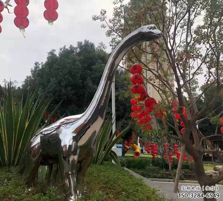 恐龍雕塑通用，花園小品，廣場鏡面恐龍雕塑廠家