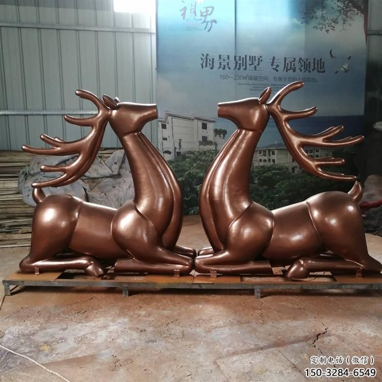 售樓部馴鹿雕塑,噴砂發光雕塑,彩繪題材 售樓部馴鹿雕塑,噴砂發光雕塑,彩繪題材