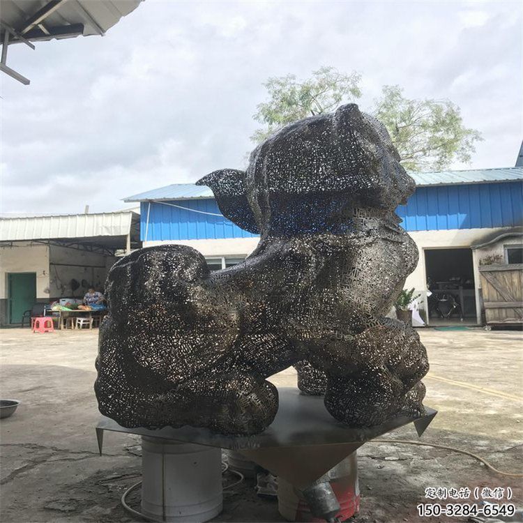 景區(qū)獅子雕塑供給,編織工藝雕塑,鋼絲獅子雕塑制作 景區(qū)獅子雕塑供給,編織工藝雕塑,鋼絲獅子雕塑制作