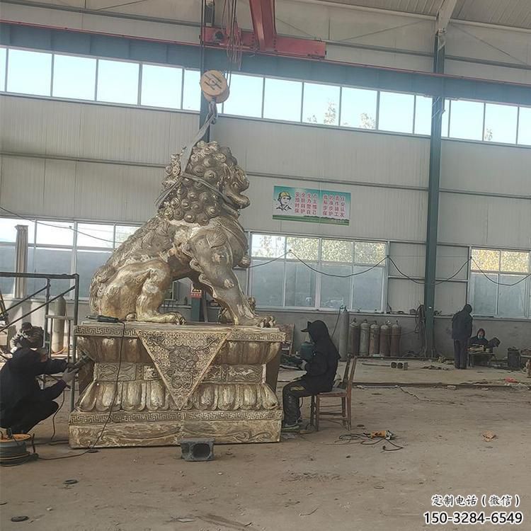 大型獅子雕塑展品,鑄銅制作,金屬蹲獅雕塑精品 大型獅子雕塑展品,鑄銅制作,金屬蹲獅雕塑精品