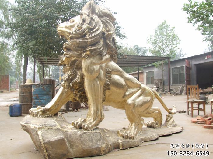 黃銅獅子雕塑預(yù)定，動物景觀擺件，走獅主題雕塑精品