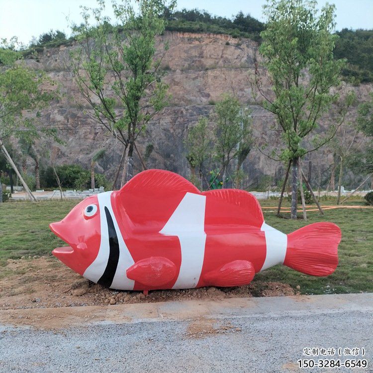 金魚坐凳雕塑 金魚坐凳雕塑
