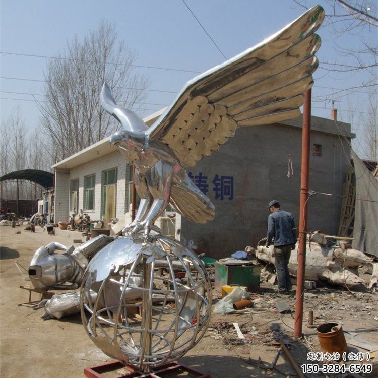 地球儀雕塑通用，城市雕塑，鏡面老鷹踩地球儀雕塑廠家