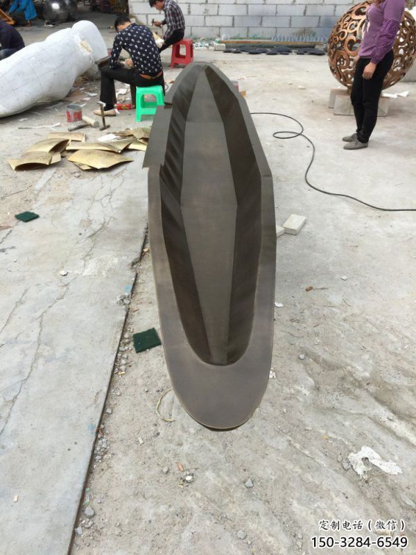 小船雕塑批發(fā)，美陳雕塑，小船銅雕塑生產(chǎn)商