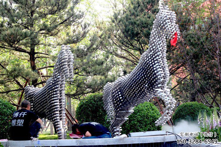 方塊馬雕塑定制,露天雕塑,不銹鋼方塊馬雕塑展品 方塊馬雕塑定制,露天雕塑,不銹鋼方塊馬雕塑展品