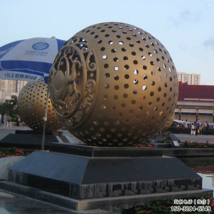 鏤空球雕塑點擊,圓雕體系,烤漆鏤空球雕塑標準 鏤空球雕塑點擊,圓雕體系,烤漆鏤空球雕塑標準
