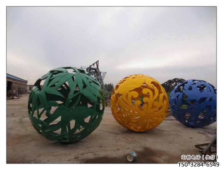 鏤空花紋球雕塑定做,廣場雕塑,不銹鋼花紋球雕塑優(yōu)選 鏤空花紋球雕塑定做,廣場雕塑,不銹鋼花紋球雕塑優(yōu)選