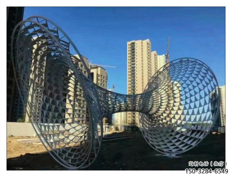建筑花瓶雕塑制造商,城區(qū)小品,鏤空花瓶雕塑制作廠家 建筑花瓶雕塑制造商,城區(qū)小品,鏤空花瓶雕塑制作廠家