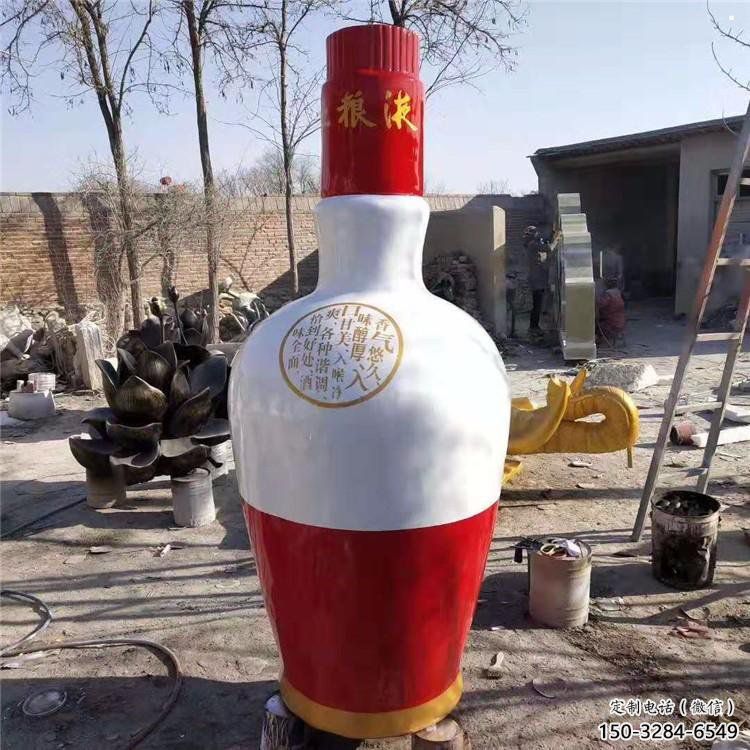 酒瓶雕塑生產,藝術雕塑,各類玻璃鋼酒瓶雕塑定制 酒瓶雕塑生產,藝術雕塑,各類玻璃鋼酒瓶雕塑定制