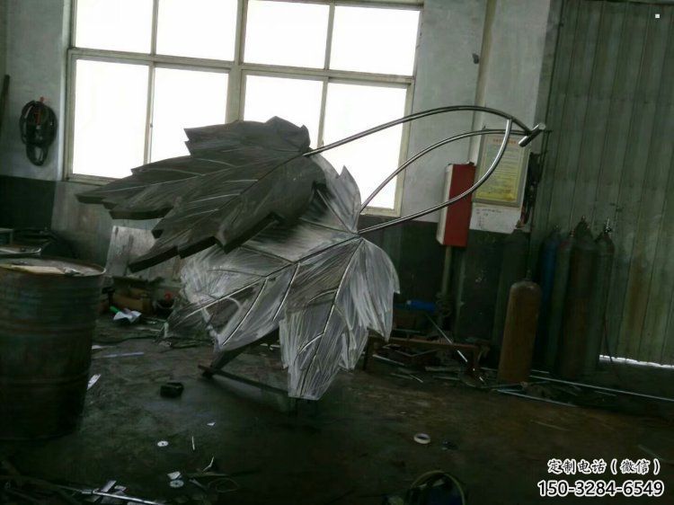 楓葉雕塑承接,景區案例,不銹鋼楓葉雕塑定制廠家 楓葉雕塑承接,景區案例,不銹鋼楓葉雕塑定制廠家