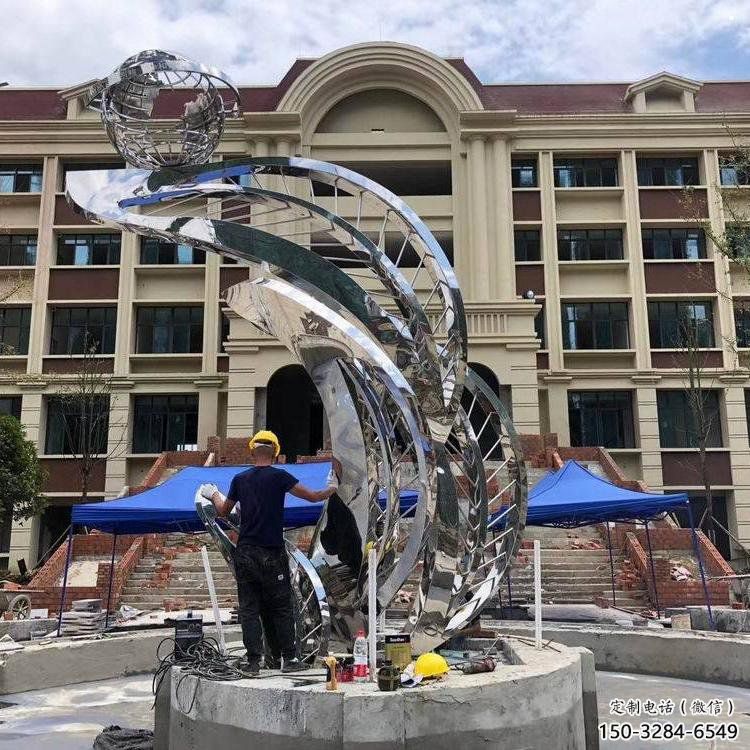 鏡面樹葉雕塑訂做,景區(qū)案例,不銹鋼鏡面樹葉雕塑廠家 鏡面樹葉雕塑訂做,景區(qū)案例,不銹鋼鏡面樹葉雕塑廠家