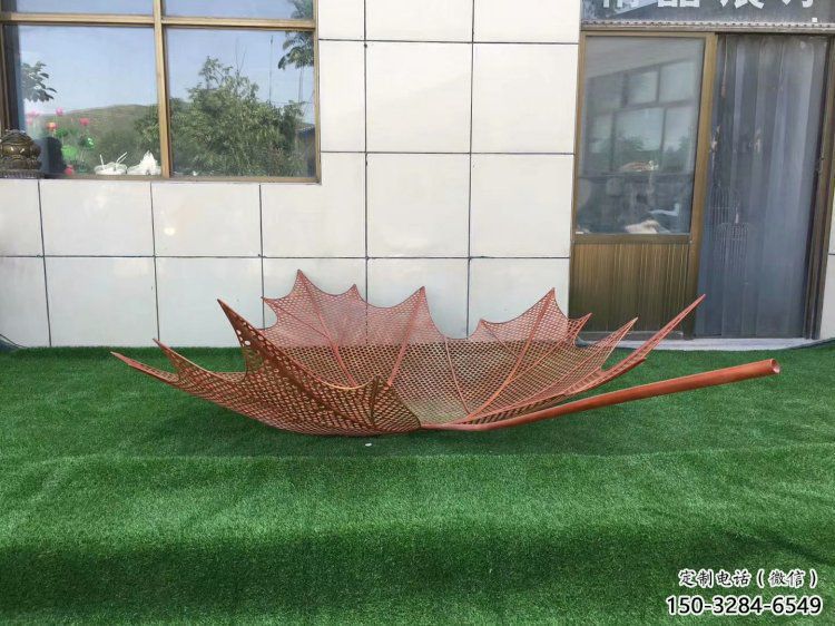 鏤空樹葉雕塑制作，美陳雕塑，鐵藝樹葉雕塑觀賞型