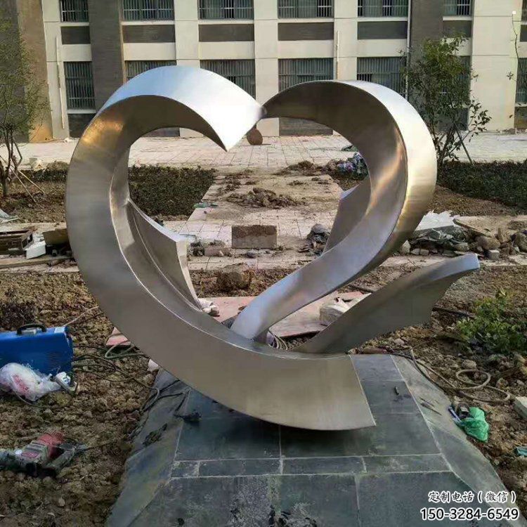 剪紙愛心雕塑 剪紙愛心雕塑