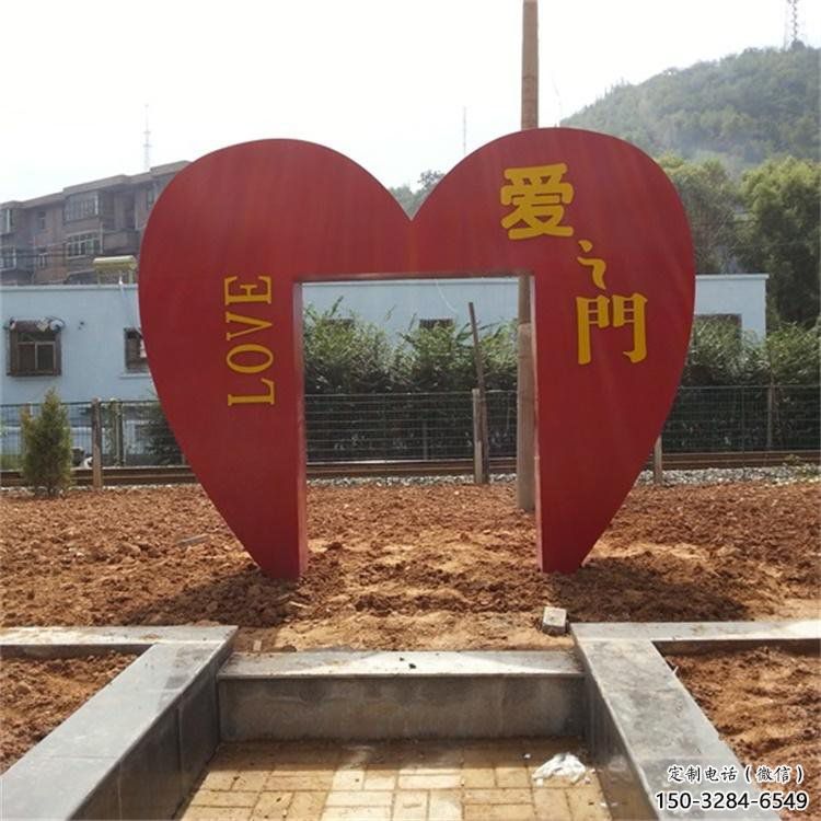 桃心雕塑常用，公園小品，不銹鋼桃心雕塑生產商