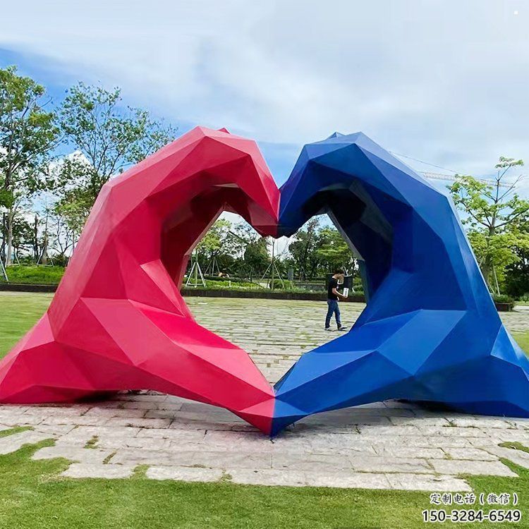 桃心雕塑供求,白鋼構件,彩色不銹鋼桃心雕塑觀賞型 桃心雕塑供求,白鋼構件,彩色不銹鋼桃心雕塑觀賞型