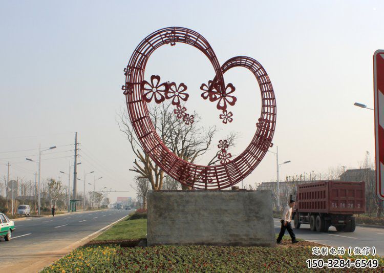住宅小區(qū)愛心雕塑 住宅小區(qū)愛心雕塑
