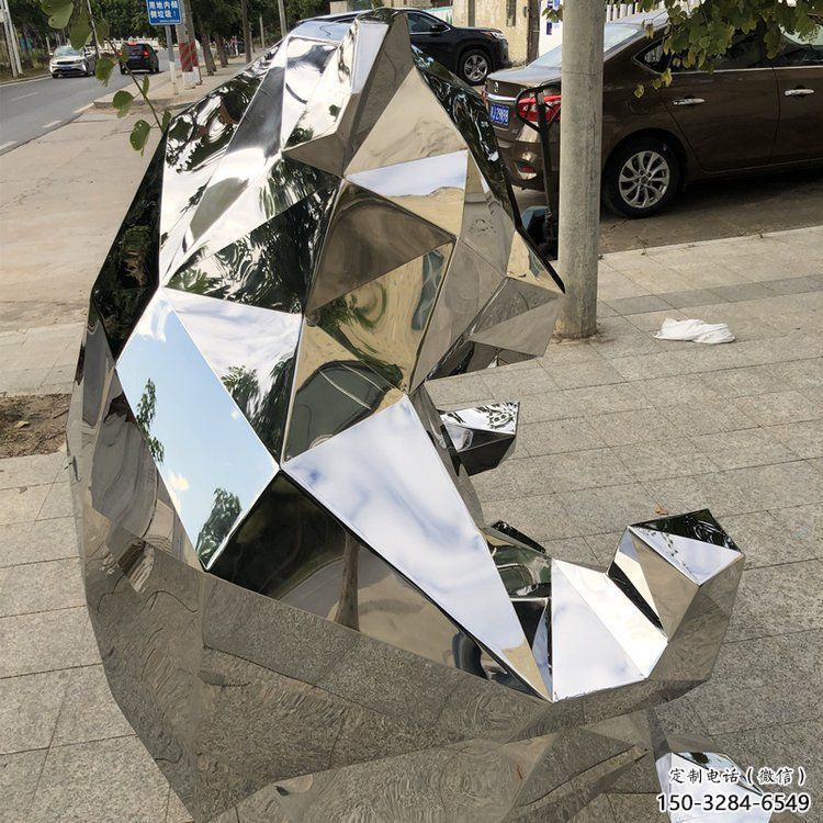 熊貓雕塑指用,景觀雕塑,鏡面不銹鋼熊貓雕塑點擊 熊貓雕塑指用,景觀雕塑,鏡面不銹鋼熊貓雕塑點擊