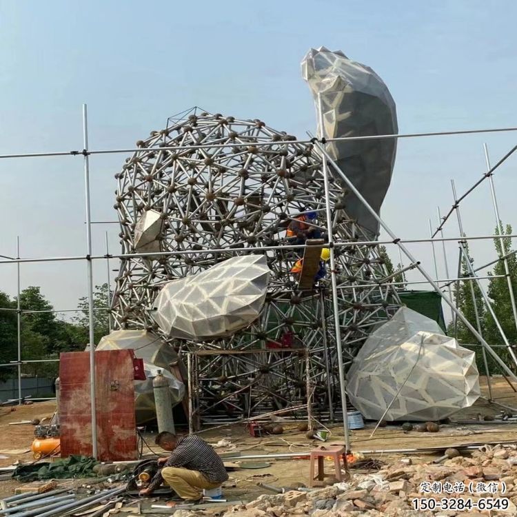 熊貓雕塑工廠標準,多彩藝術,鏤空切面熊貓雕塑供應 熊貓雕塑工廠標準,多彩藝術,鏤空切面熊貓雕塑供應