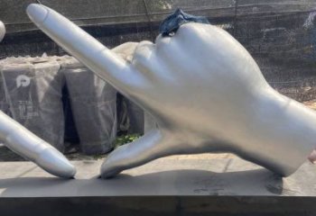 剪刀手雕塑供應，城市裝飾，彩色不銹鋼剪刀手雕塑優選