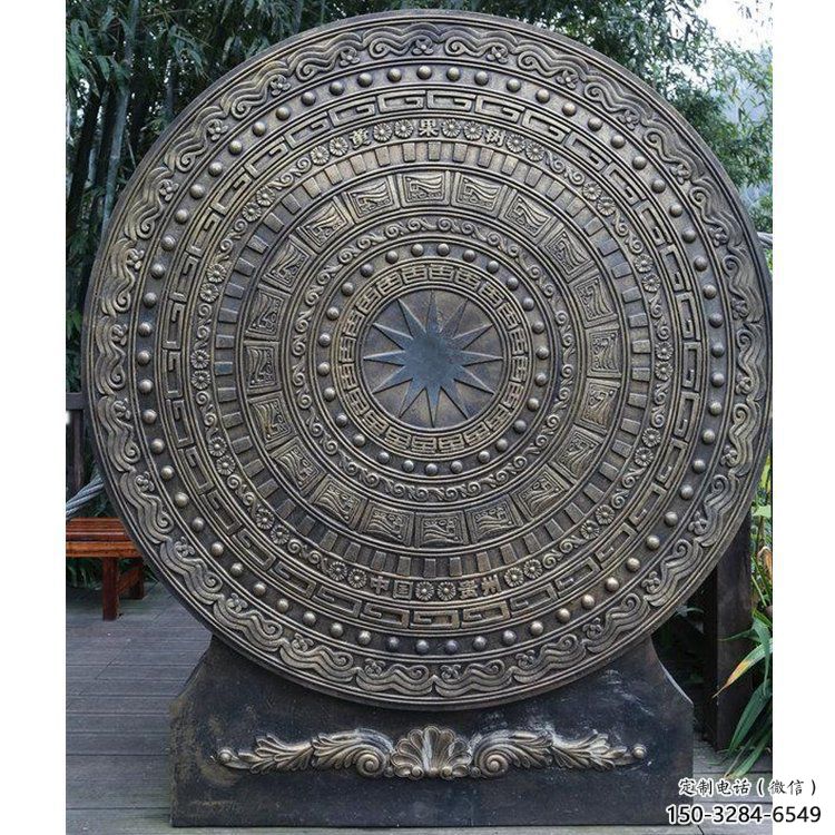 銅鼓雕塑選用,多彩藝術,鏤空銅鼓雕塑展品 銅鼓雕塑選用,多彩藝術,鏤空銅鼓雕塑展品