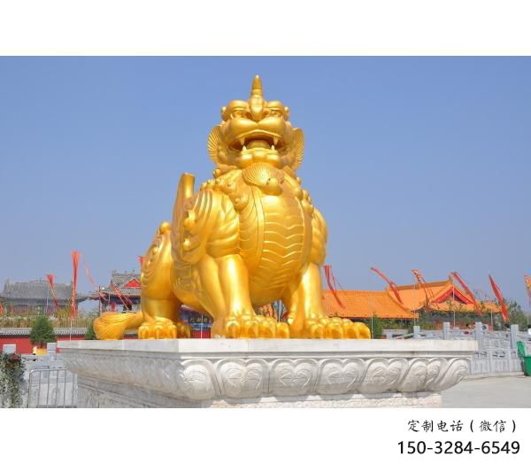 城東廣場貔貅雕塑，動物彩繪雕塑，抽象效果
