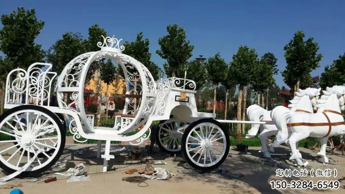 資陽廣場馬車雕塑
